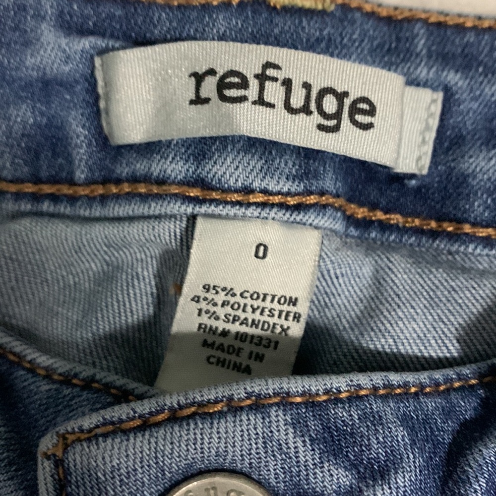 Refuge Ripped Skinny Jeans - Picture 3 of 3